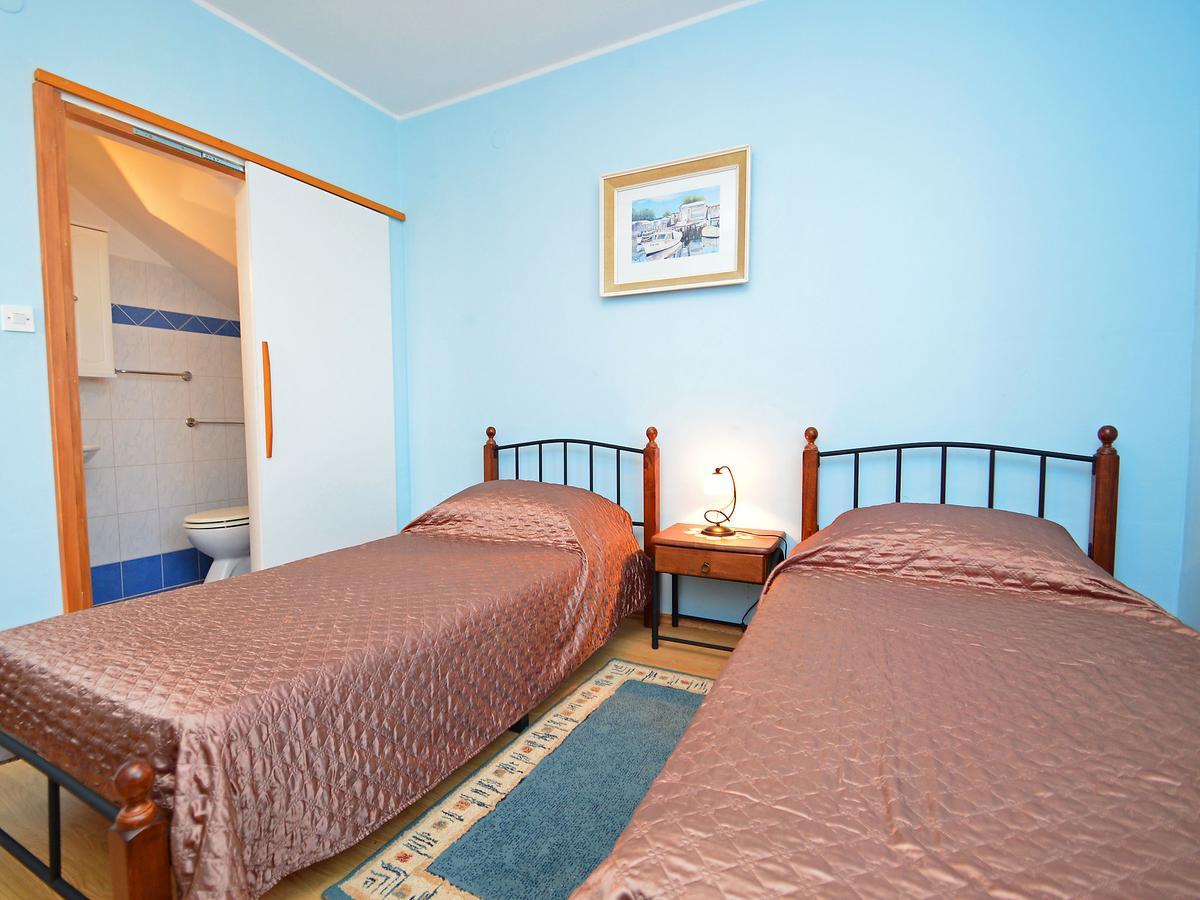 Apartment Cvjetko By Interhome Rakalj Eksteriør bilde